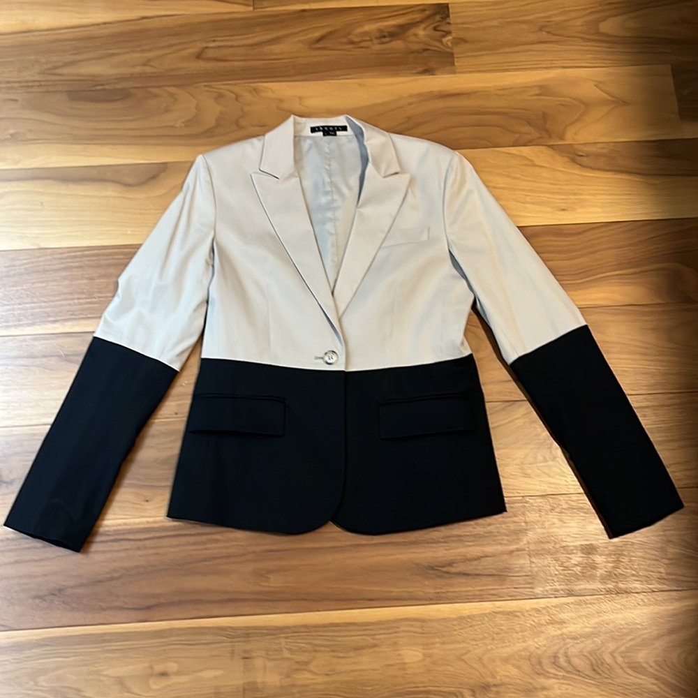 Theory Colorblock Blazer, size 6